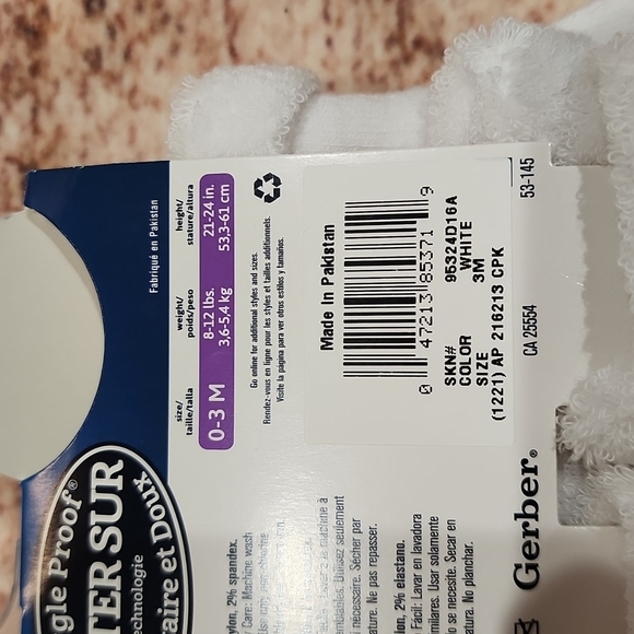 NWT baby socks - Picture 7 of 7